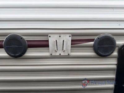 2015 Forest River RV Cherokee Grey Wolf — photo 9 view