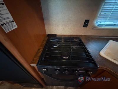 2015 Forest River RV Cherokee Grey Wolf — photo 15 view