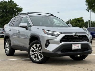 2024 Toyota RAV4 - Photo 2