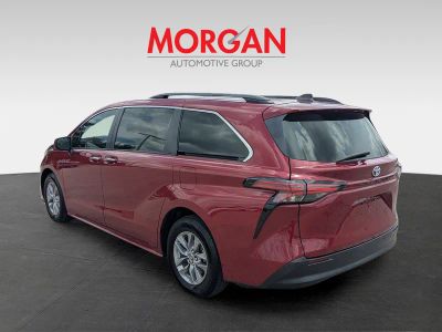2022 Toyota Sienna — engine compartment view