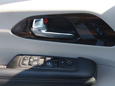 2023 Chrysler Pacifica — photo 20 view