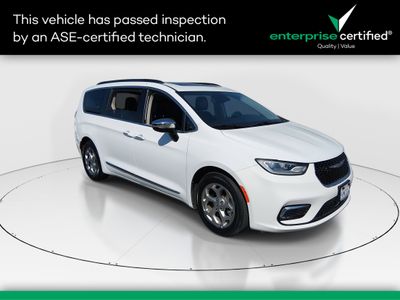 2023 Chrysler Pacifica Limited FWD — front three-quarter view