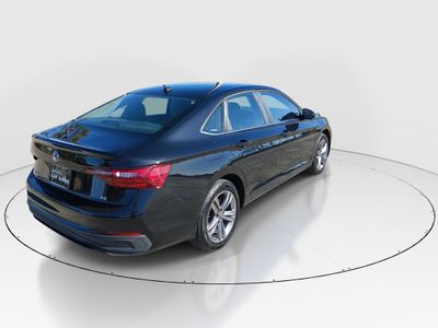 2024 Volkswagen Jetta — photo 7 view