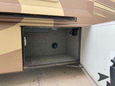 2006 Newmar Dutch Star — photo 14 view