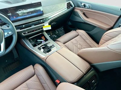 2026 BMW X5 — photo 18 view