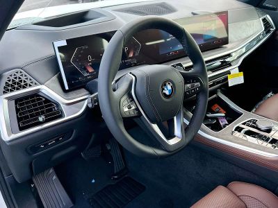 2026 BMW X5 — photo 7 view