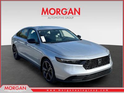 2026 Honda Accord Sedan SE in Solar Silver Metallic — front three-quarter view