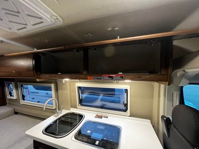 2021 Winnebago TRAVATO - Photo 12