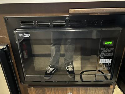 2021 Winnebago TRAVATO - Photo 9