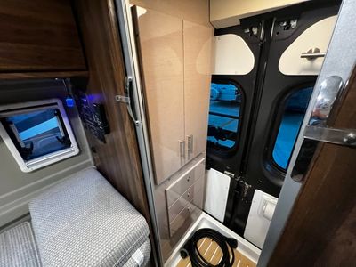2021 Winnebago TRAVATO - Photo 22