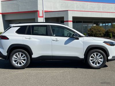 2026 Toyota Corolla Cross — photo 8 view