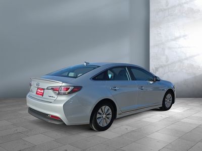 2017 Hyundai Sonata Hybrid - Photo 6