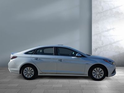 2017 Hyundai Sonata Hybrid - Photo 7