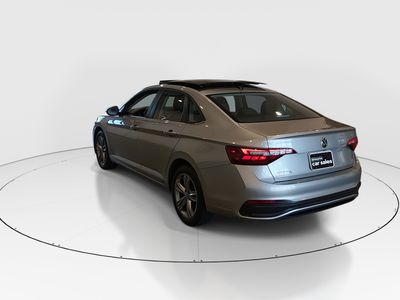 2024 Volkswagen Jetta - Photo 5
