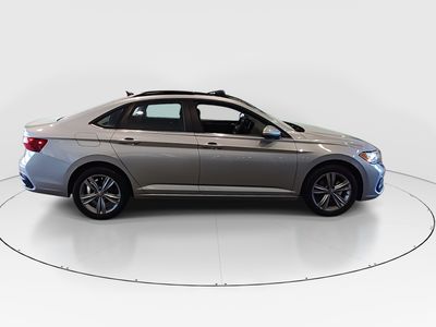 2024 Volkswagen Jetta - Photo 8