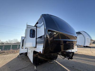 2026 Heartland BIGHORN - Photo 3