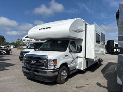 2026 Jayco Redhawk SE - Photo 2