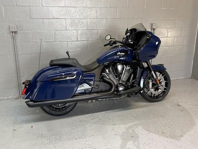 2025 Indian Motorcycle Challenger Dark Horse Springfield Blue - Photo 5