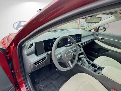 2025 Hyundai Sonata — photo 7 view