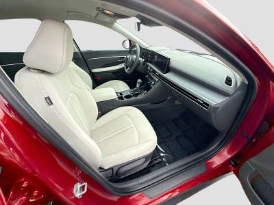 2025 Hyundai Sonata — photo 28 view