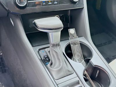 2025 Hyundai Sonata — photo 13 view