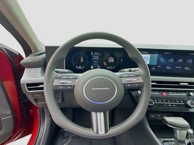 2025 Hyundai Sonata — photo 8 view