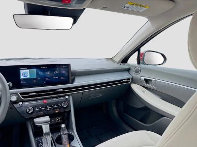 2025 Hyundai Sonata — photo 19 view