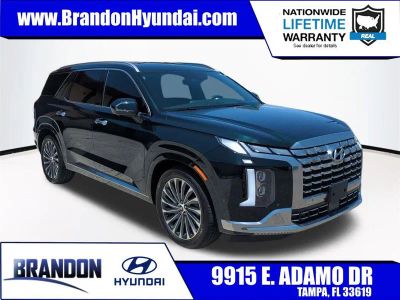 2025 Hyundai Palisade Calligraphy in Green — front three-quarter view