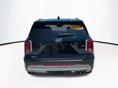 2025 Hyundai Palisade — engine compartment view