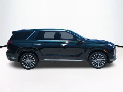 2025 Hyundai Palisade — interior view