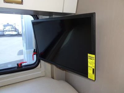 2026 Winnebago NAVION - Photo 23