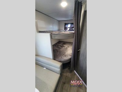 2026 Coachmen RV Catalina Summit Series 8 - Photo 19