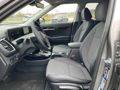 2026 Kia Seltos — photo 9 view