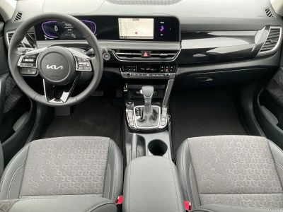 2026 Kia Seltos — photo 12 view