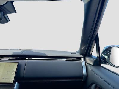 2026 Land Rover Range Rover — photo 19 view