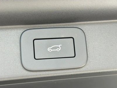 2026 Land Rover Range Rover — photo 14 view