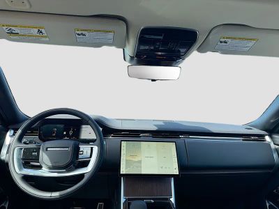 2026 Land Rover Range Rover — photo 18 view