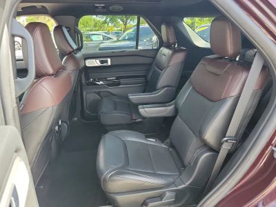 2023 Ford Explorer — photo 16 view