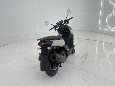2025 Yamaha Zuma 125 - Photo 6