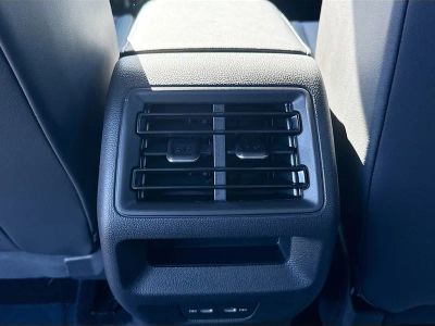 2026 Volkswagen Tiguan — photo 20 view