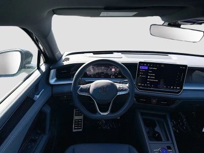 2026 Volkswagen Tiguan — photo 18 view