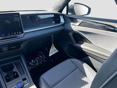 2026 Volkswagen Tiguan — photo 19 view