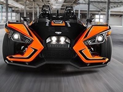 2017 Slingshot Slingshot SLR — side profile view