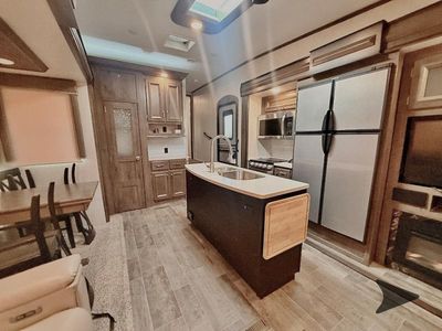 2019 Keystone RV Montana High Country - Photo 19