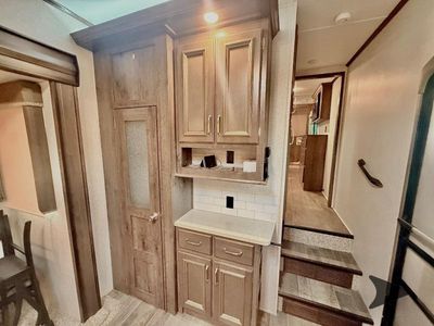 2019 Keystone RV Montana High Country - Photo 13