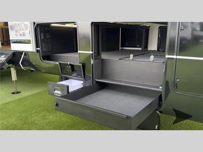 2026 Brinkley Model G — photo 9 view