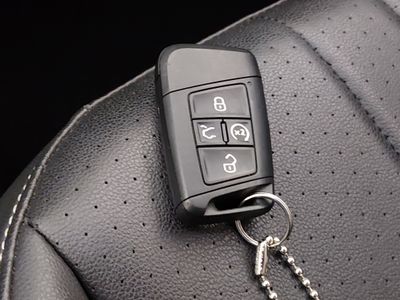 2024 Volkswagen Tiguan — photo 15 view