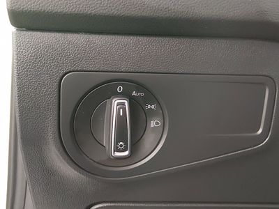2024 Volkswagen Tiguan — photo 13 view