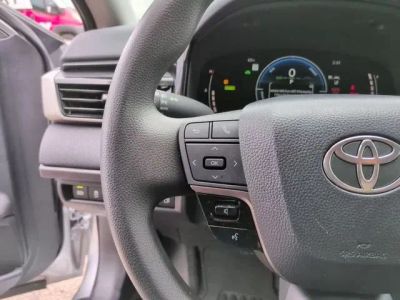 2026 Toyota Camry - Photo 14