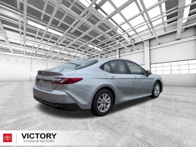 2026 Toyota Camry - Photo 3